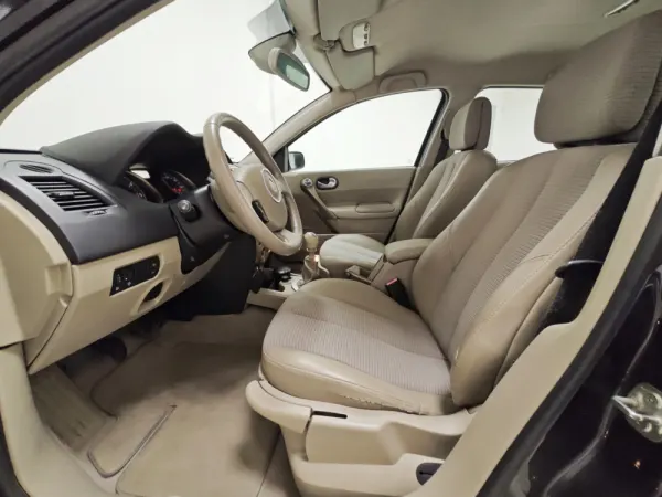 Renault Mégane Break 1.5 dCi Dynamique Luxe 5