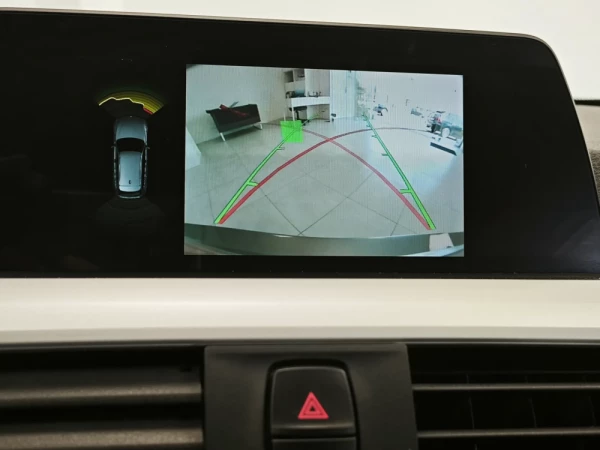 BMW 318 d Touring Line Luxury 33