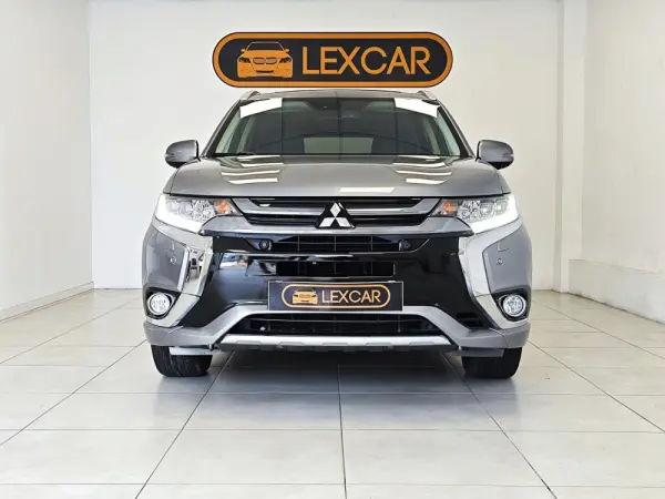 Mitsubishi Outlander 2.0 PHEV Instyle 17