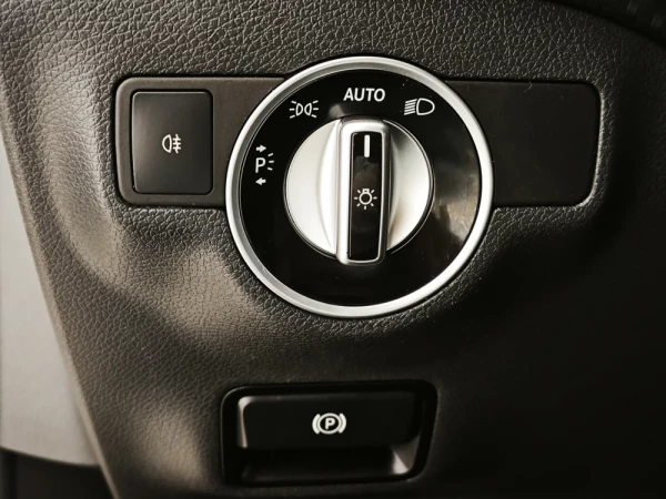 Mercedes-Benz A 180 (BlueEFFICIENCY) AMG Sport 23