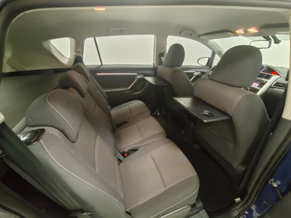 Toyota Corolla Verso 1.6 D-4D 5L S&S Comfort 8