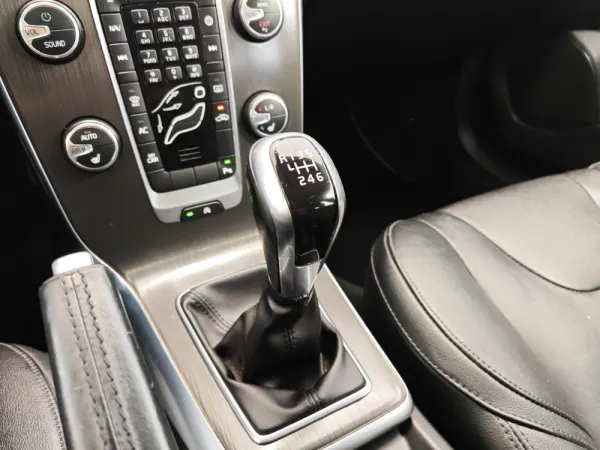 Volvo V40 1.6 D2 Summum Eco 38