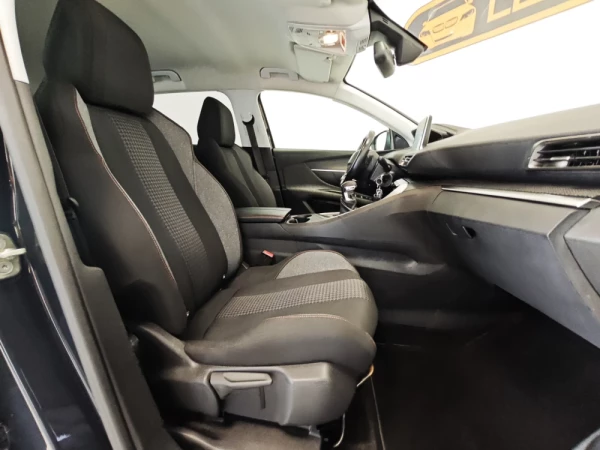 Peugeot 3008 BlueHDi 130 Stop & Start Active Pack 26