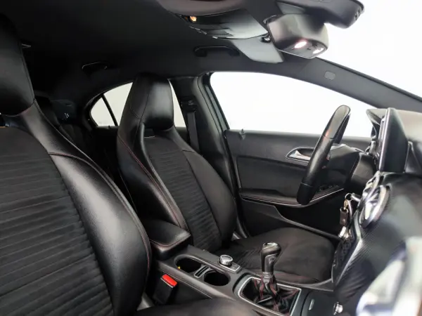 Mercedes-Benz A 180 (BlueEFFICIENCY) AMG Sport 60