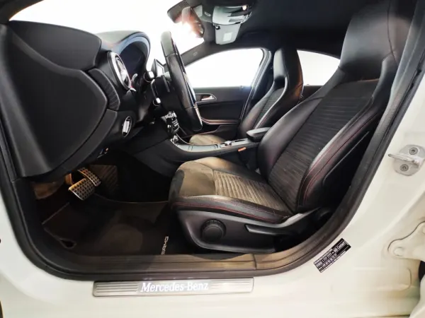 Mercedes-Benz A 180 Autotronic 28