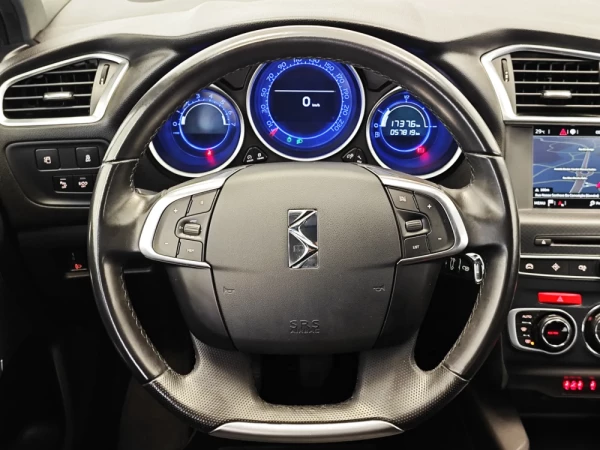 DS DS4 Crossback 30