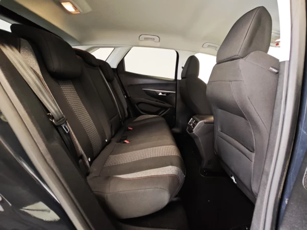 Peugeot 3008 BlueHDi 130 Stop & Start Active Pack 41