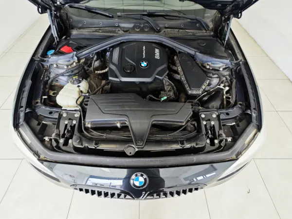 BMW 114 d Pack M Shadow 55