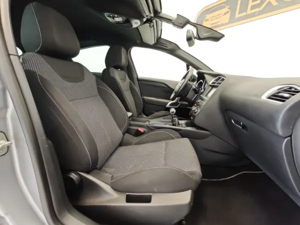 Citroën DS4 Crossback PureTech 130 S&S 28