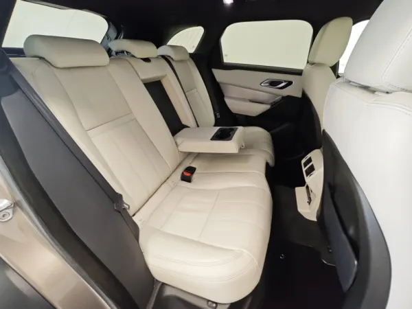 Land Rover Range Rover Velar 2.0 D R-Dynamic 56
