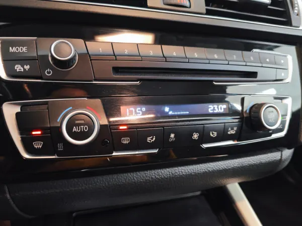 BMW 114 d Line Sport 27