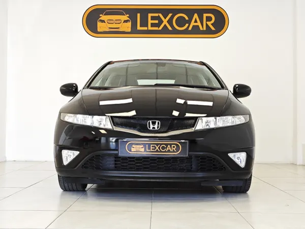 Honda Civic 1.8 VTEC Sport 2
