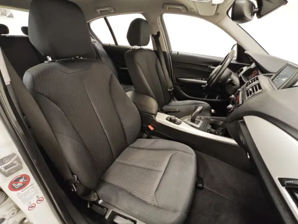 BMW 116 dA Line Sport 37