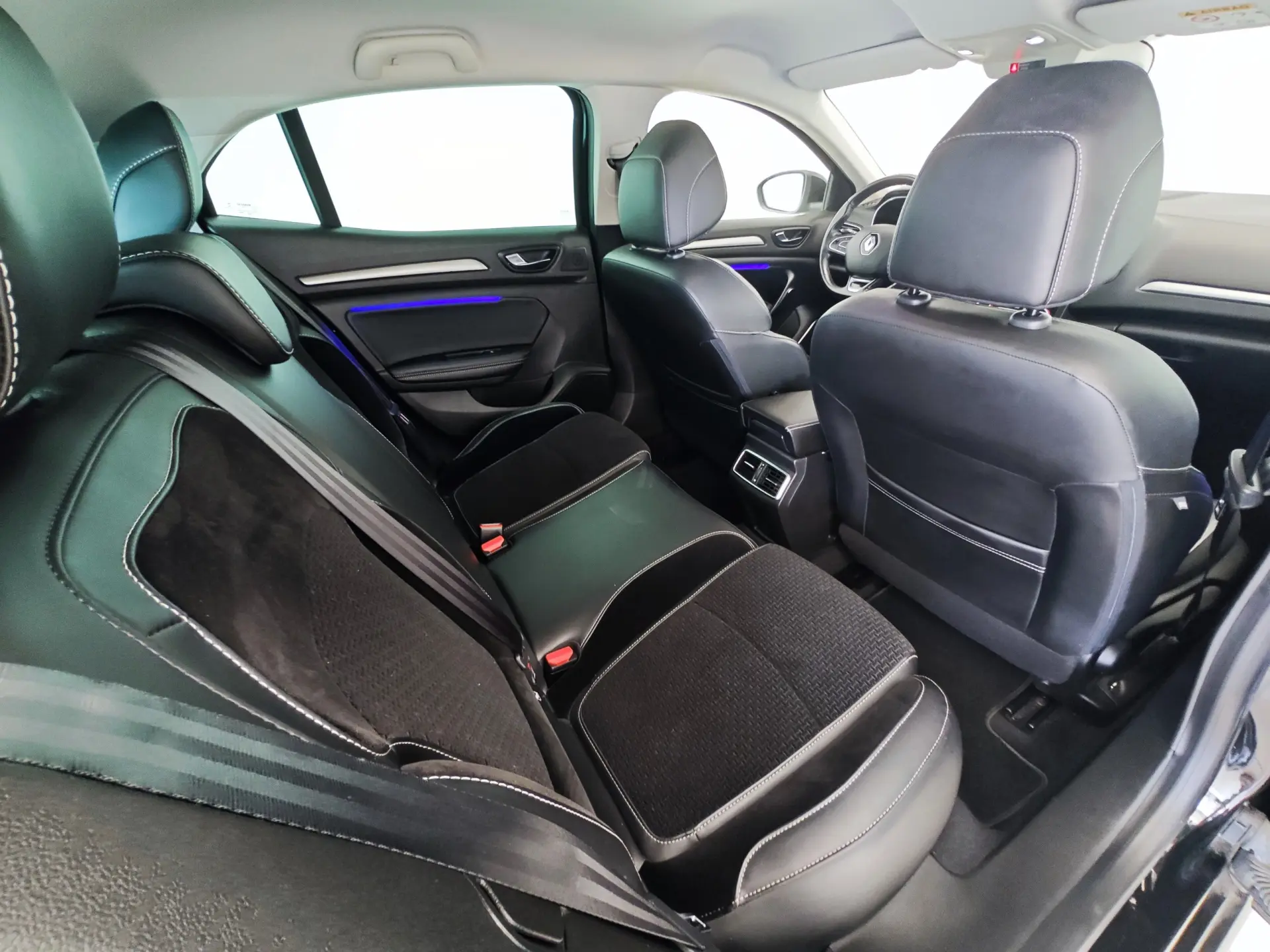 Renault Mégane ENERGY TCe 130 INTENS 46