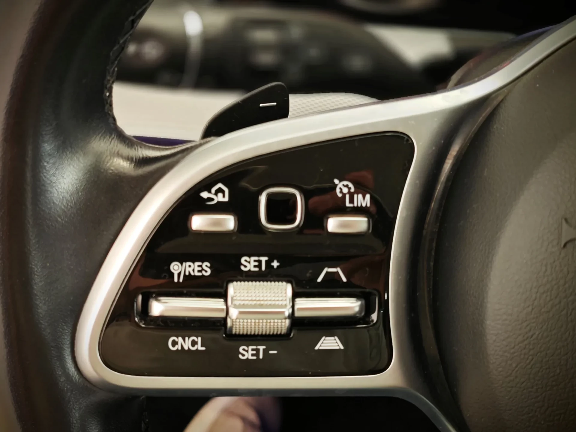 Mercedes-Benz E 220 45