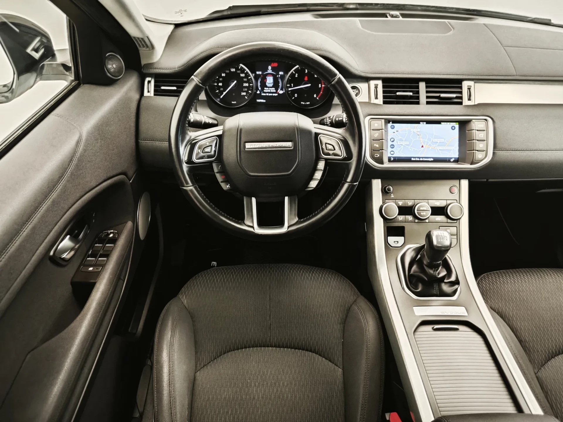 Land Rover Range Rover Evoque TD4 SE Dynamic 25