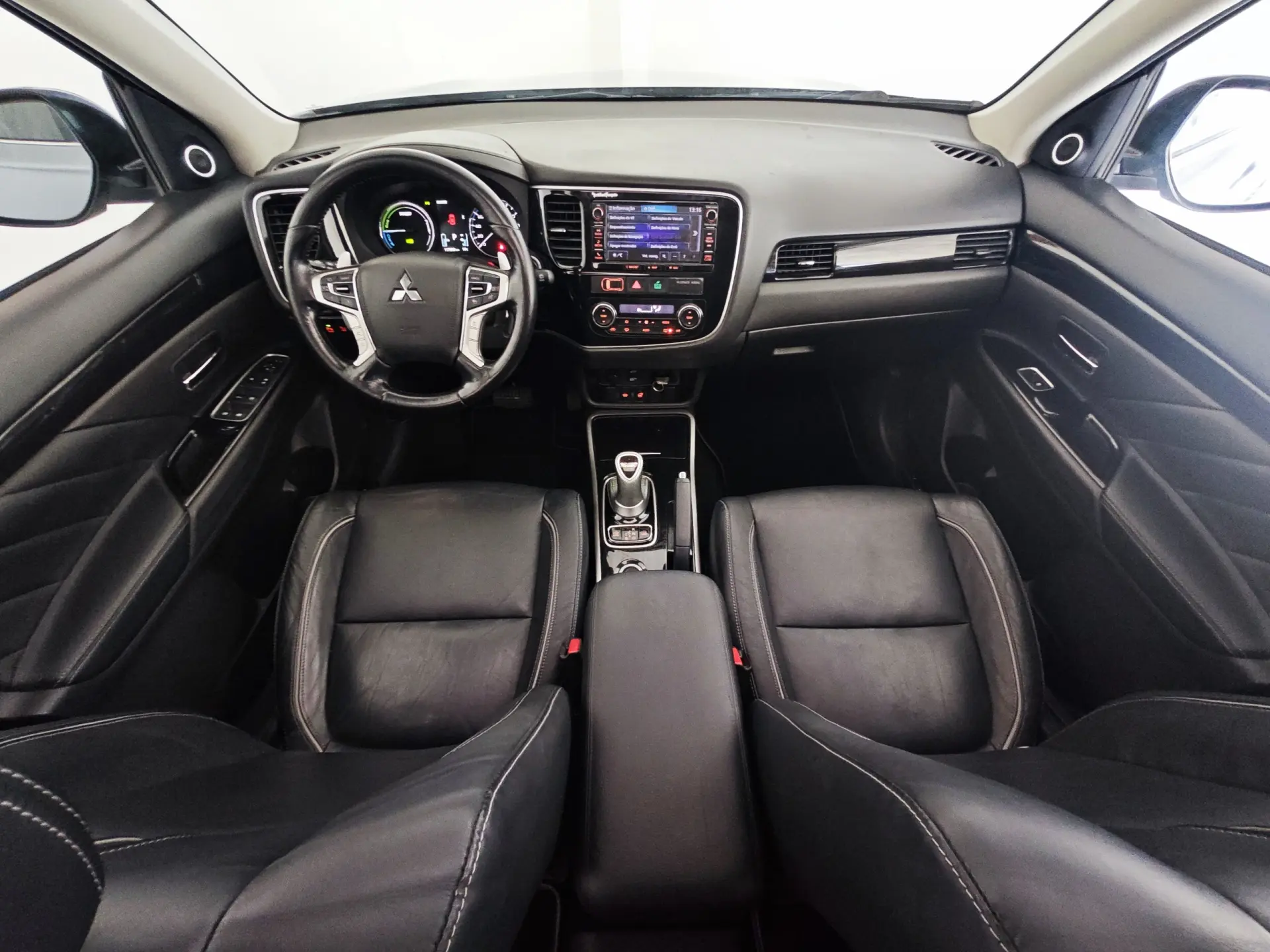 Mitsubishi Outlander 2.0 PHEV Instyle 6