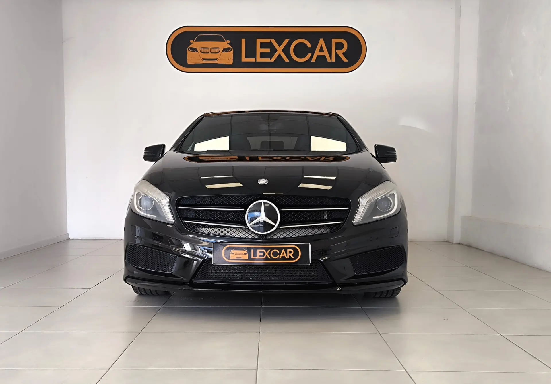 Mercedes-Benz A 180 (BlueEFFICIENCY) AMG Sport 17