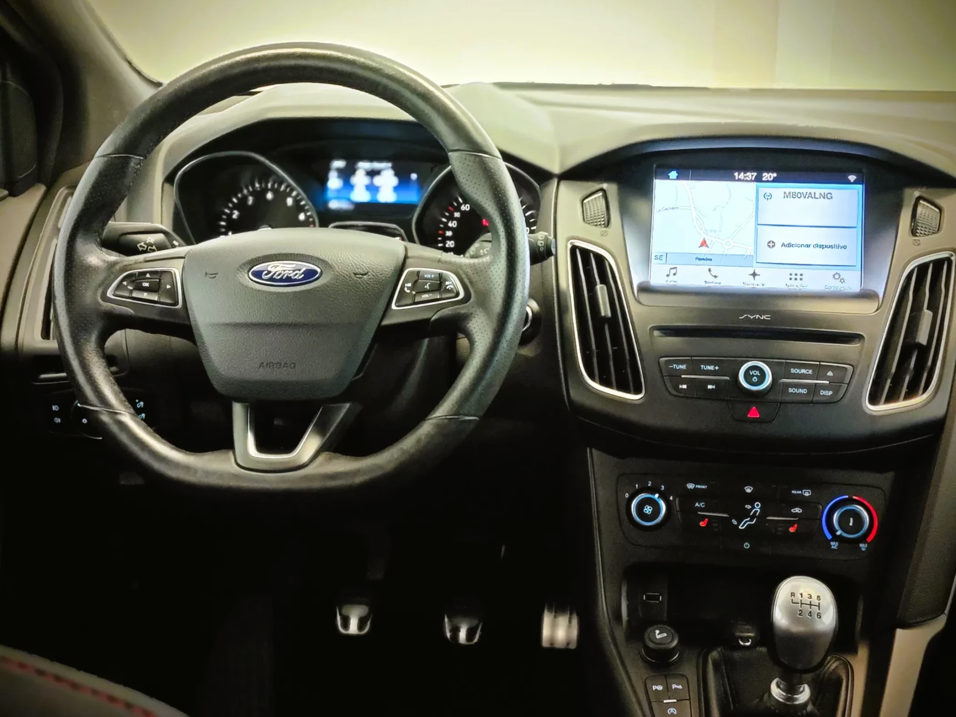 Ford Focus 1.0 EcoBoost S&S ST-Line 7