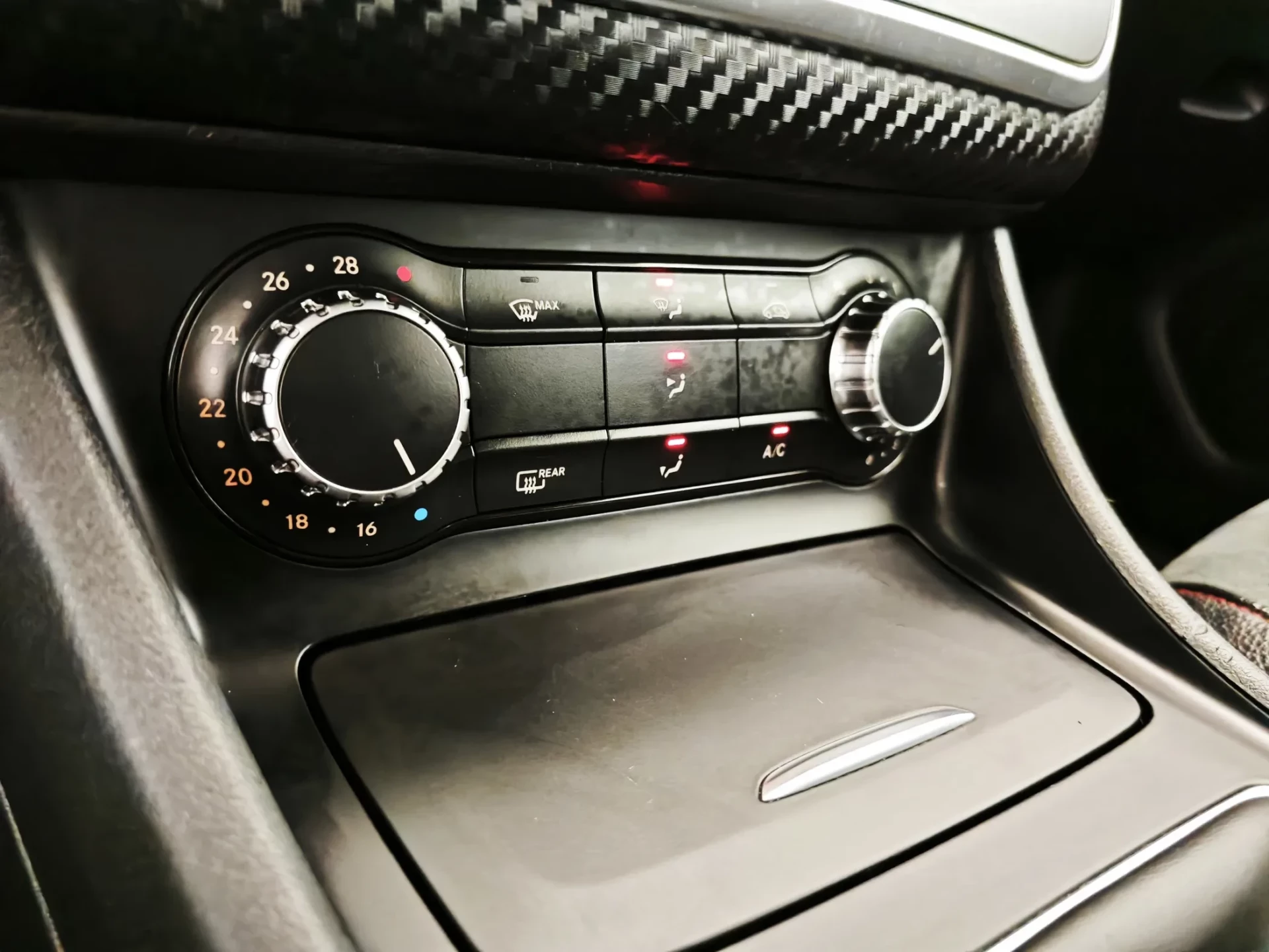 Mercedes-Benz A 180 (BlueEFFICIENCY) AMG Sport 39