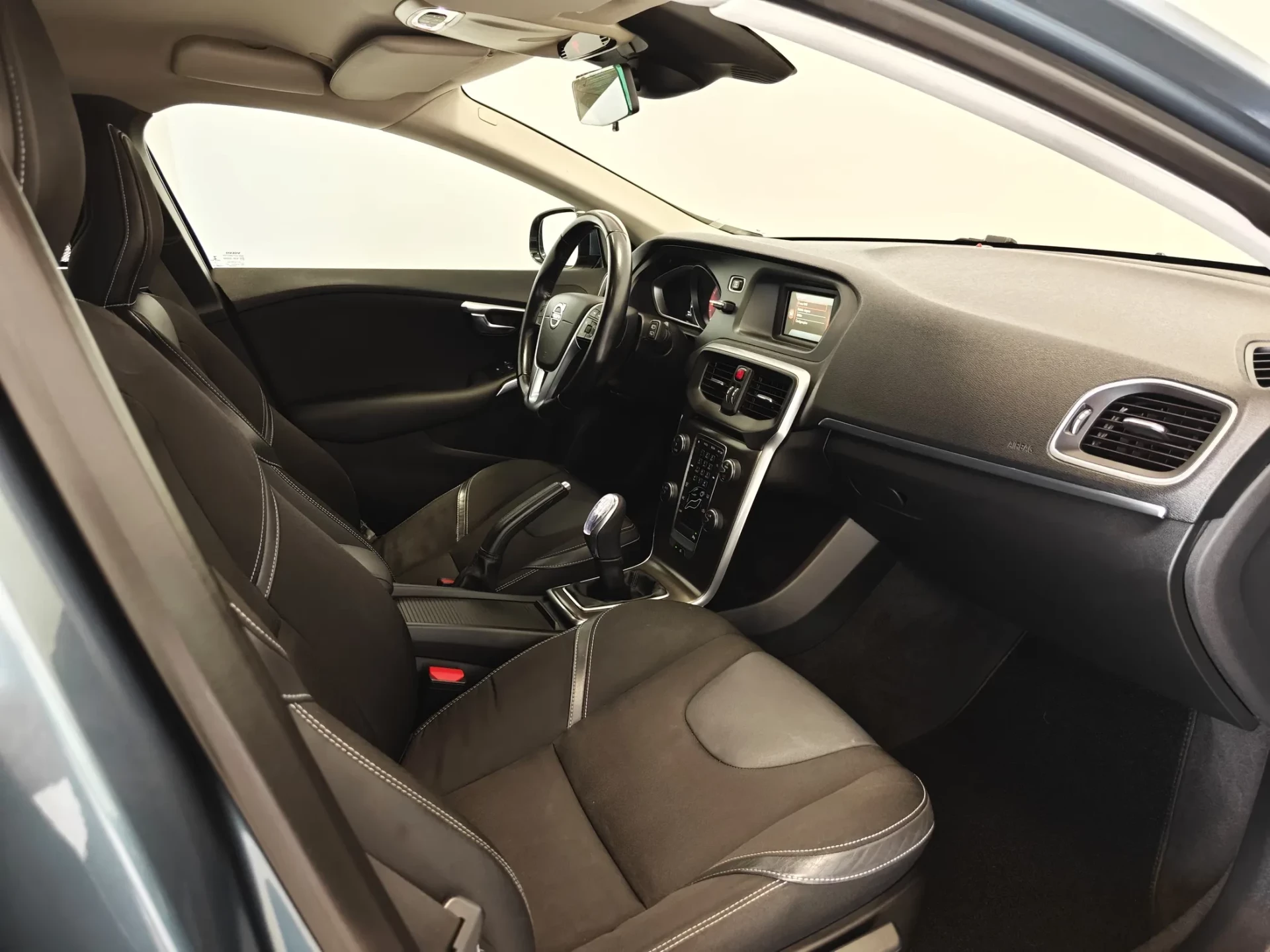 Volvo V40 1.6 D2 Momentum 26