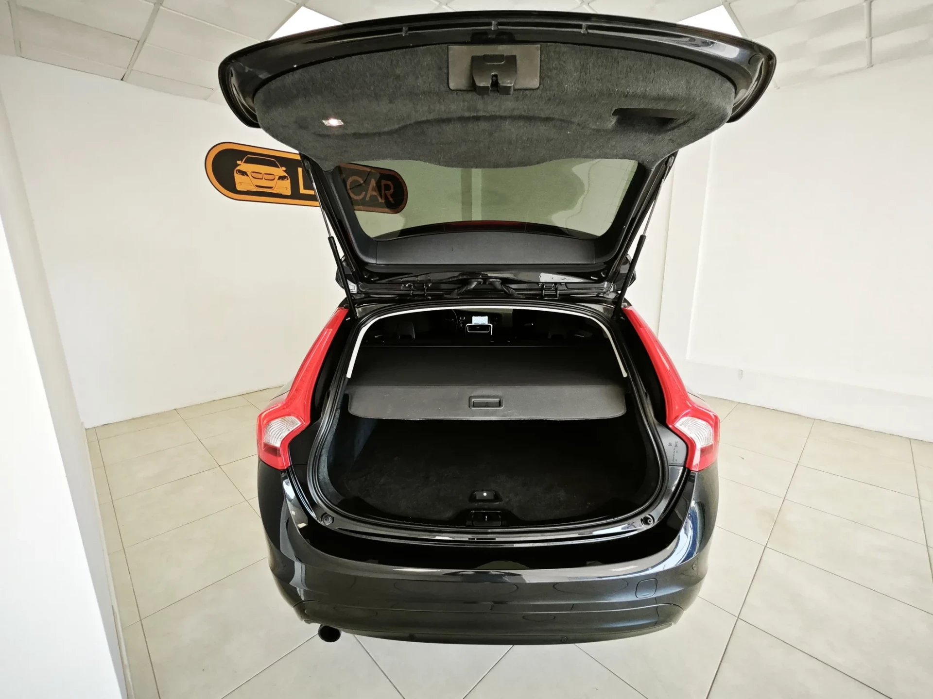 Volvo V60 D2 Geartronic Powershift Edition 17