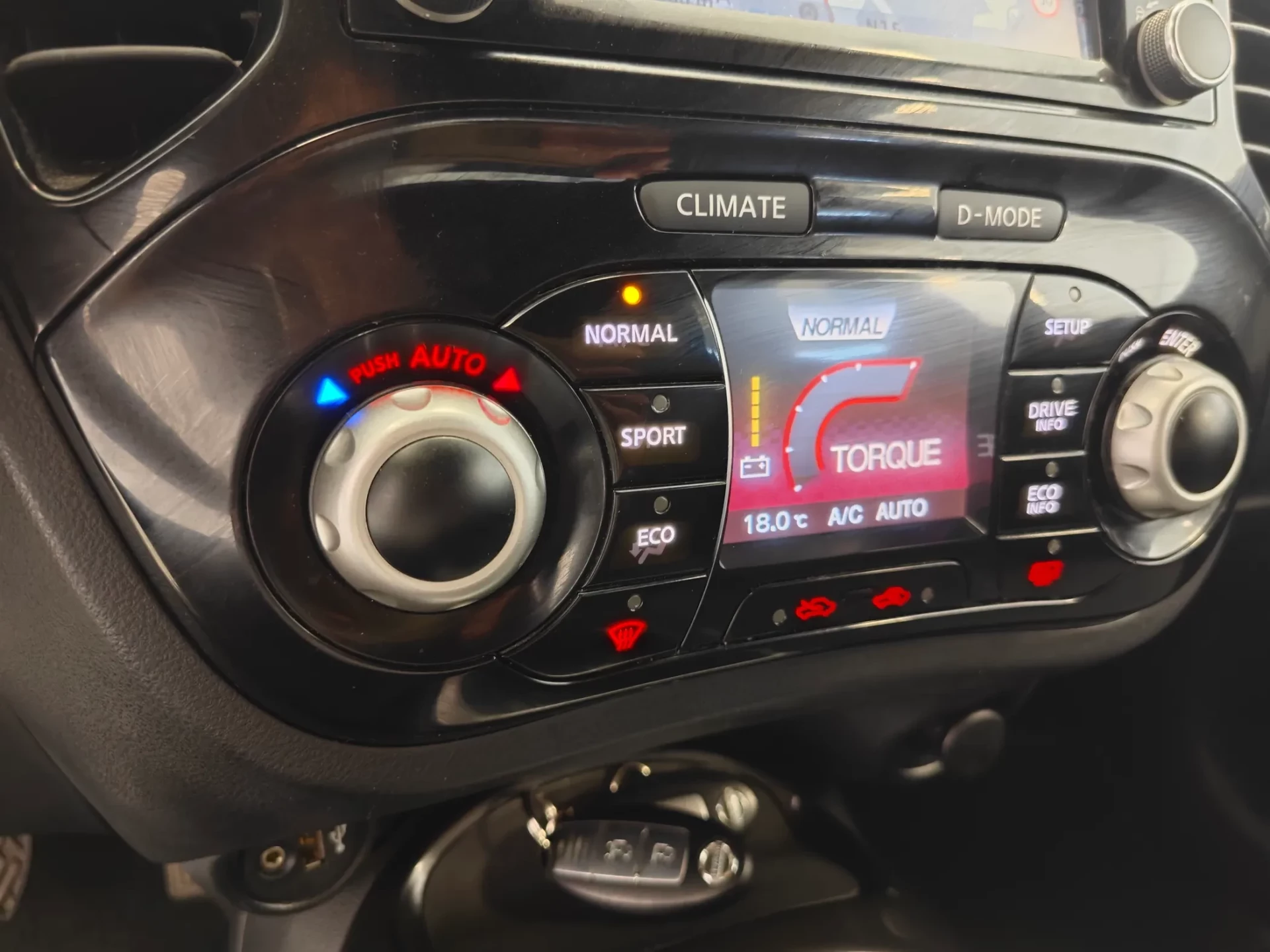 Nissan Juke 1.2 DIG-T Tekna S 34