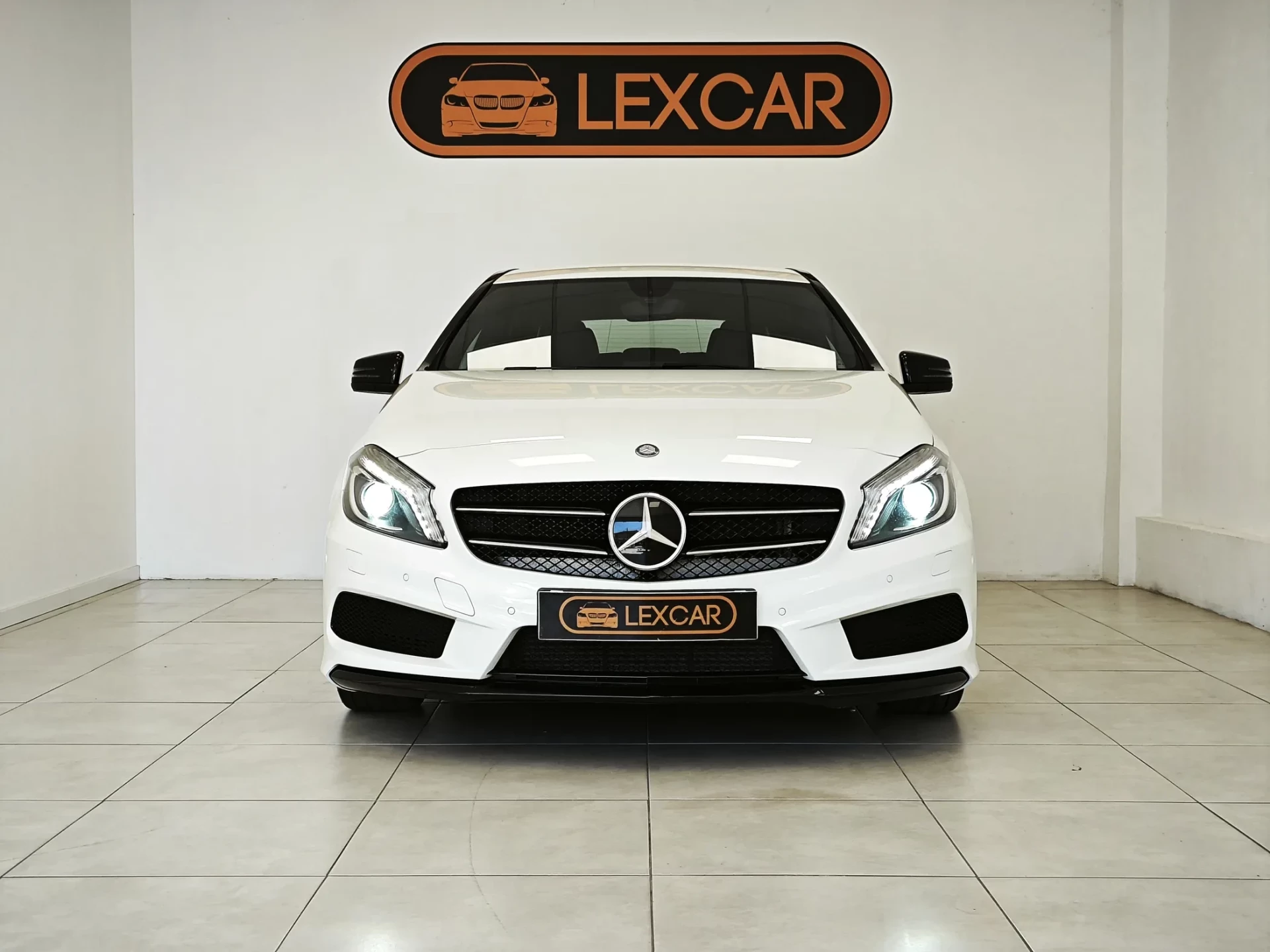 Mercedes-Benz A 180 (BlueEFFICIENCY) AMG Sport 2