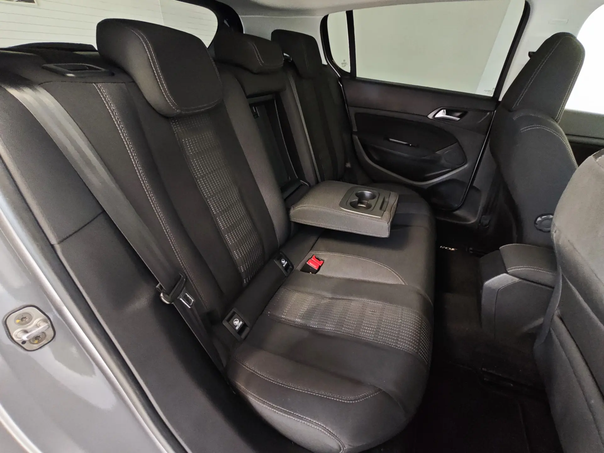 Peugeot 308 1.2 PureTech Allure Pack 10