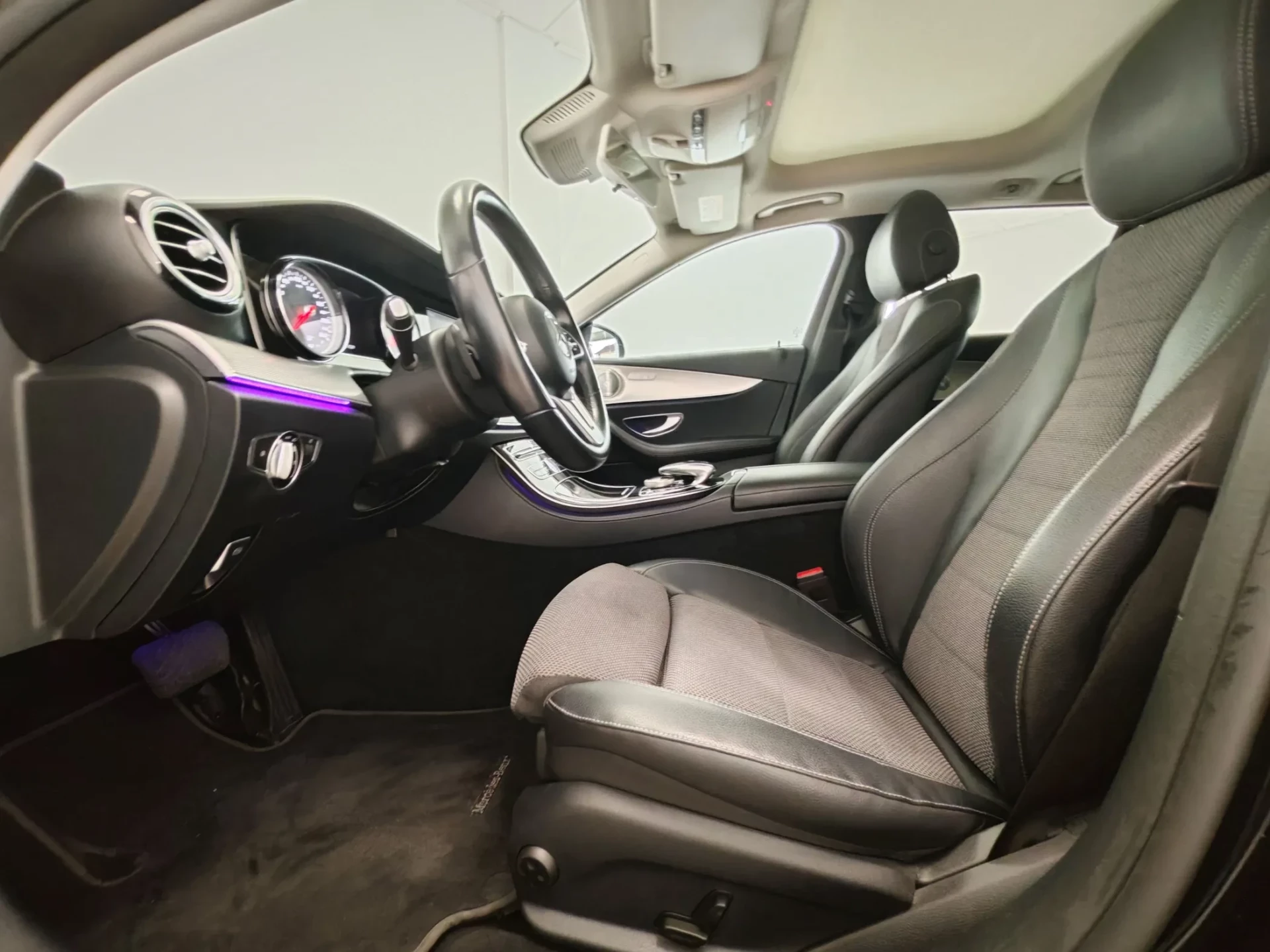 Mercedes-Benz E 220 54