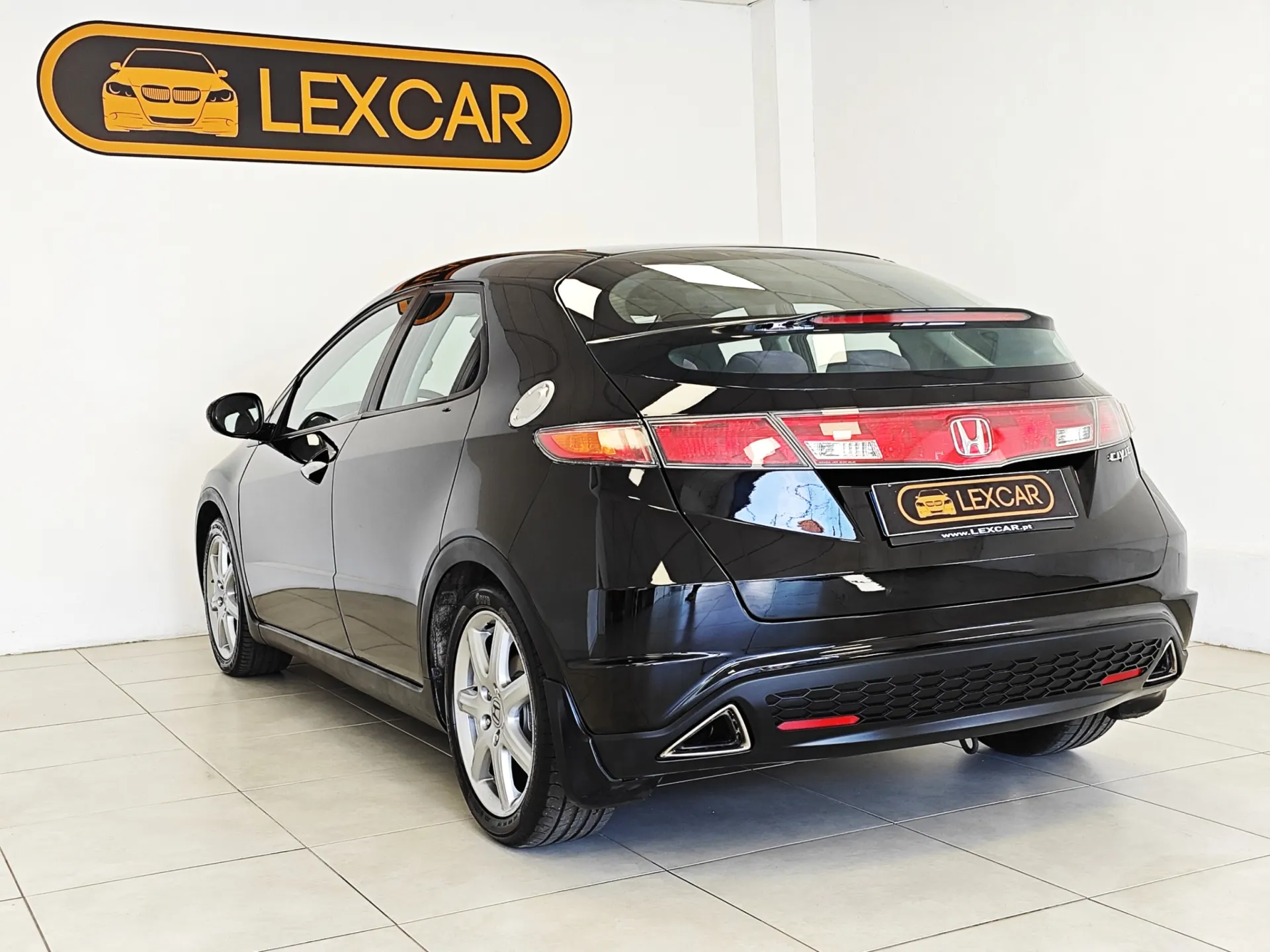 Honda Civic 1.8 VTEC Sport 17
