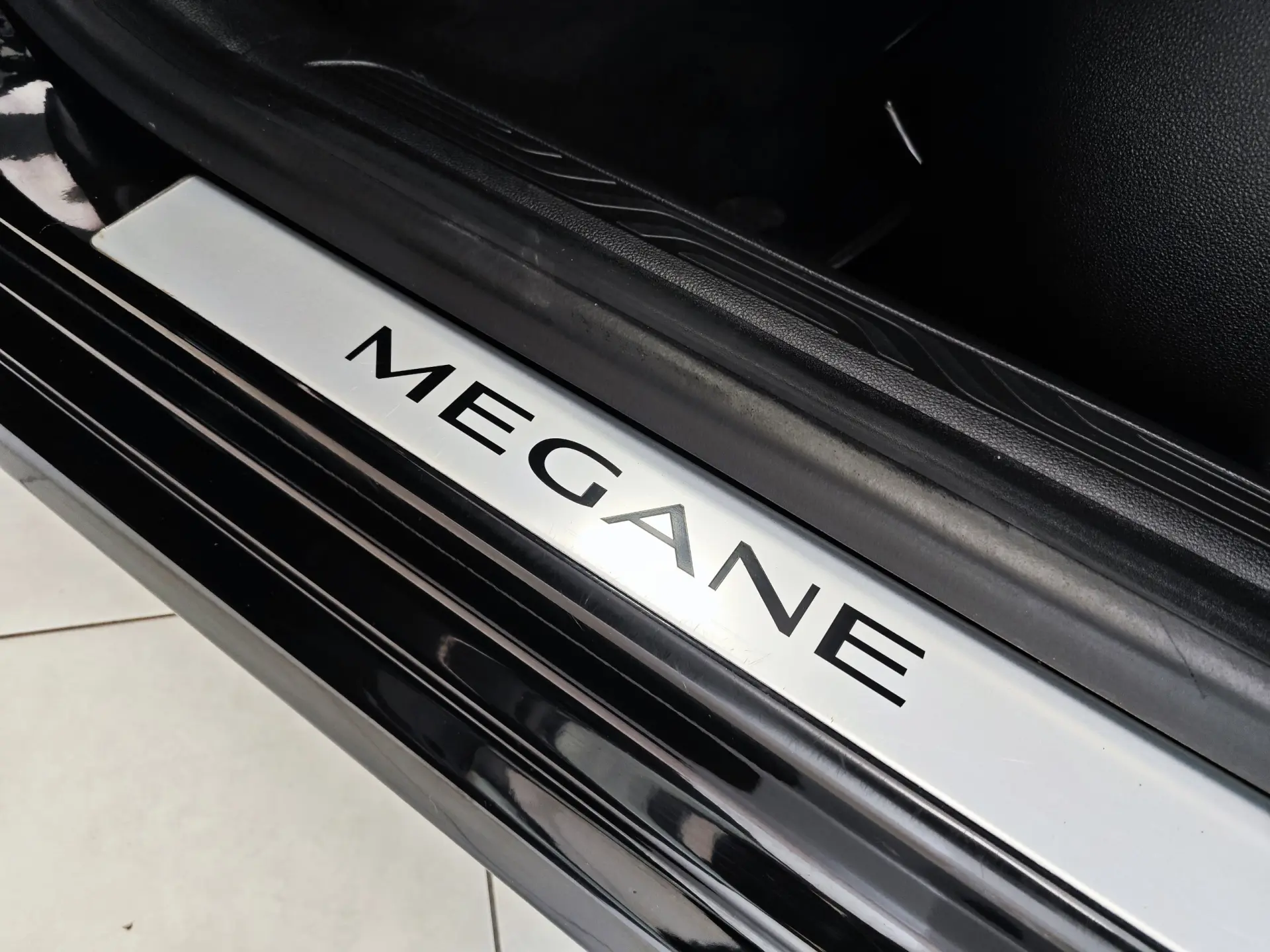 Renault Mégane ENERGY TCe 130 INTENS 28