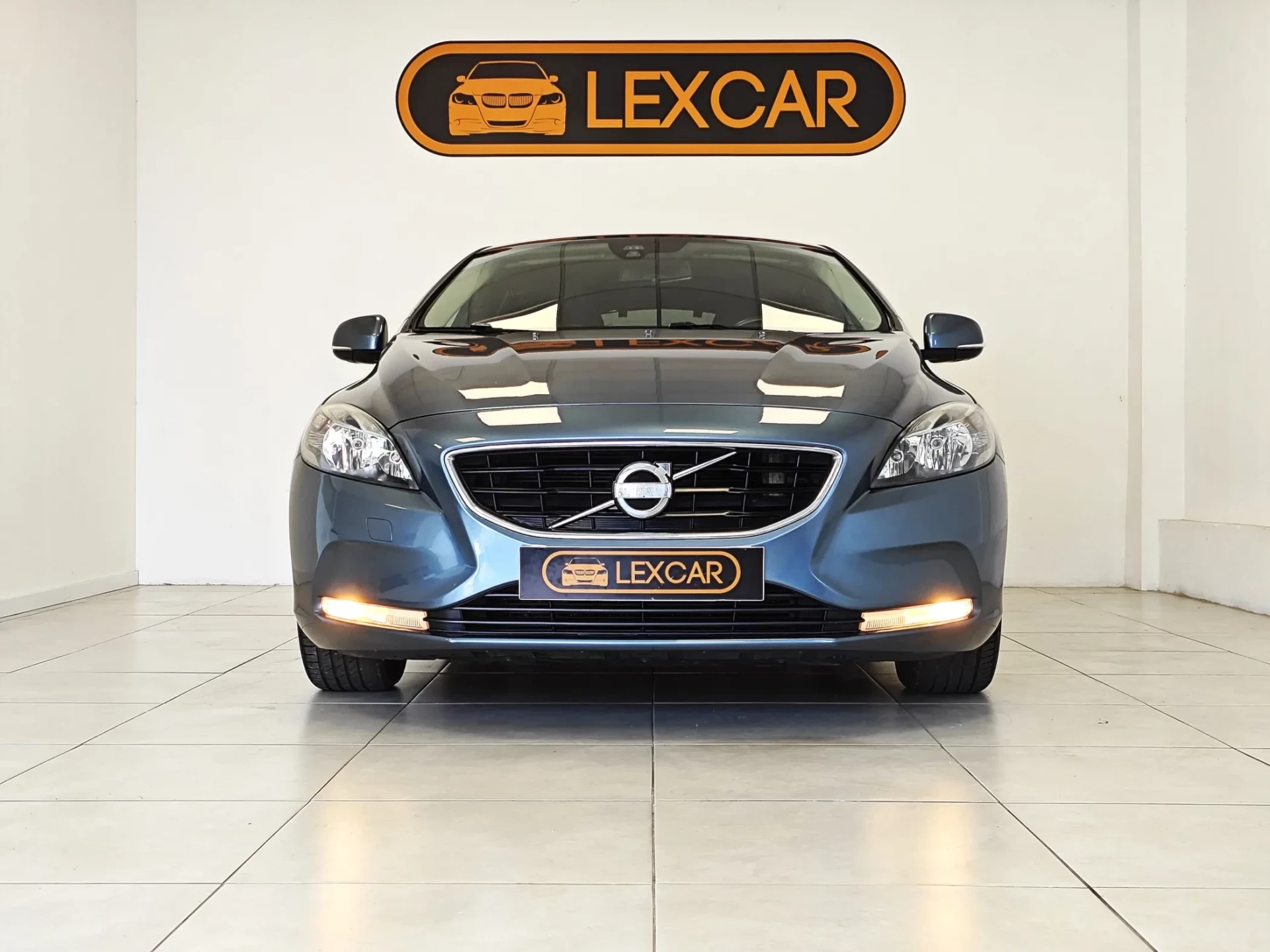 Volvo V40 1.6 D2 Momentum 3