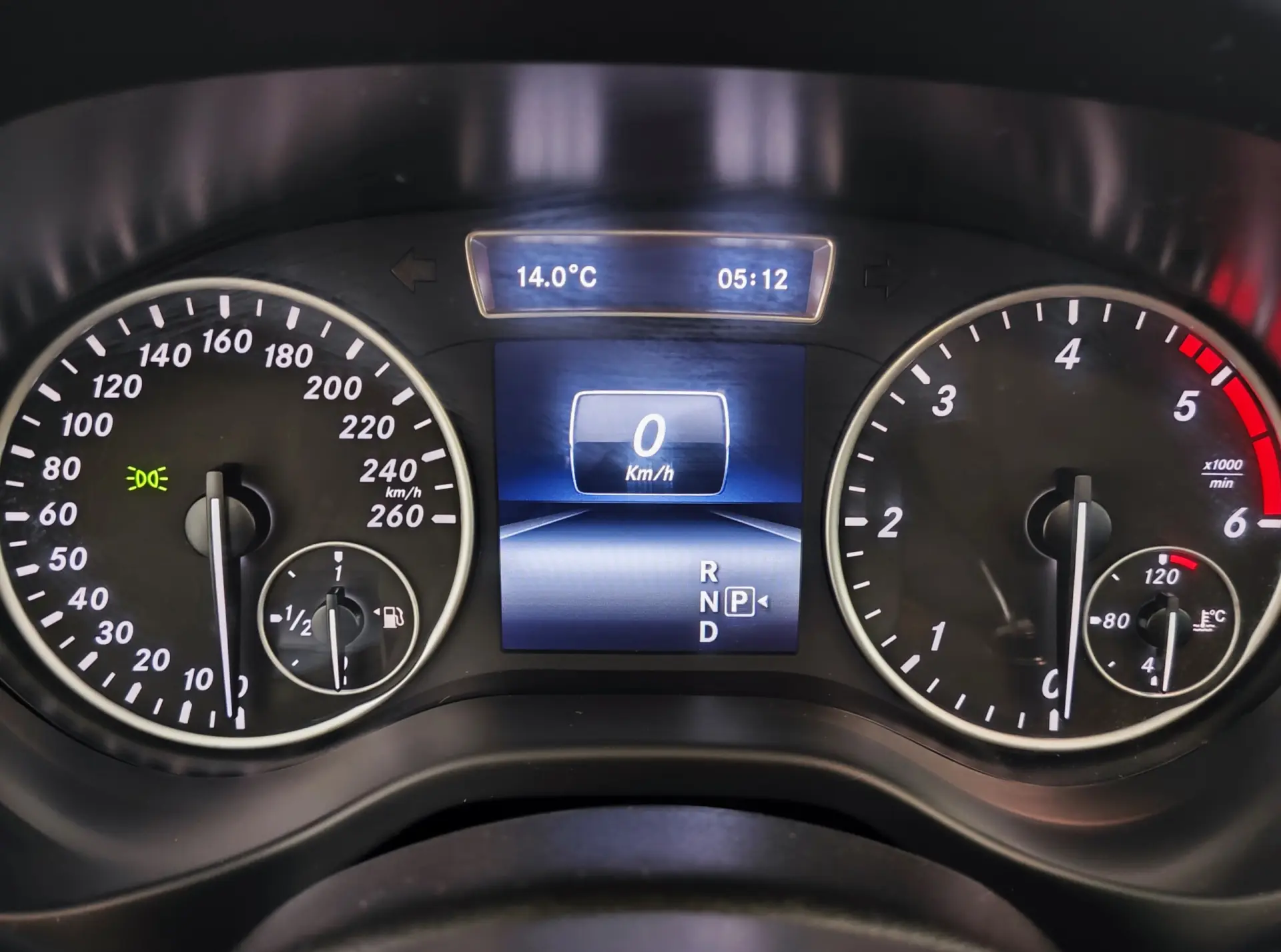 Mercedes-Benz A 180 CDi BE AMG Line Aut. 33