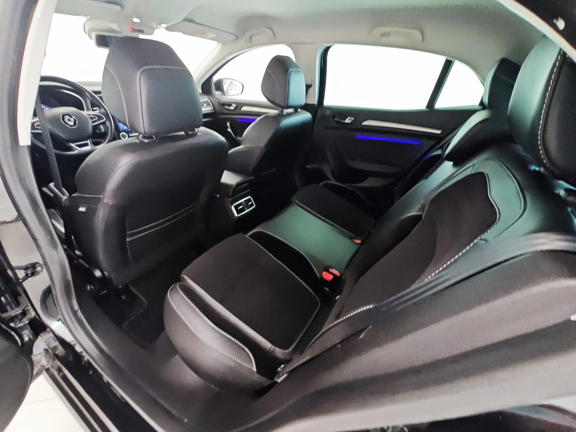 Renault Mégane ENERGY TCe 130 INTENS 50