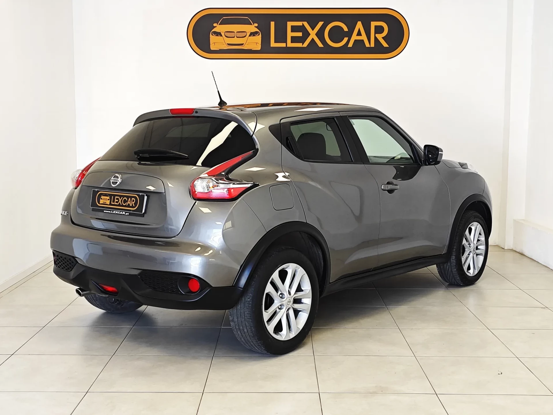 Nissan Juke 1.2 DIG-T Tekna S 2