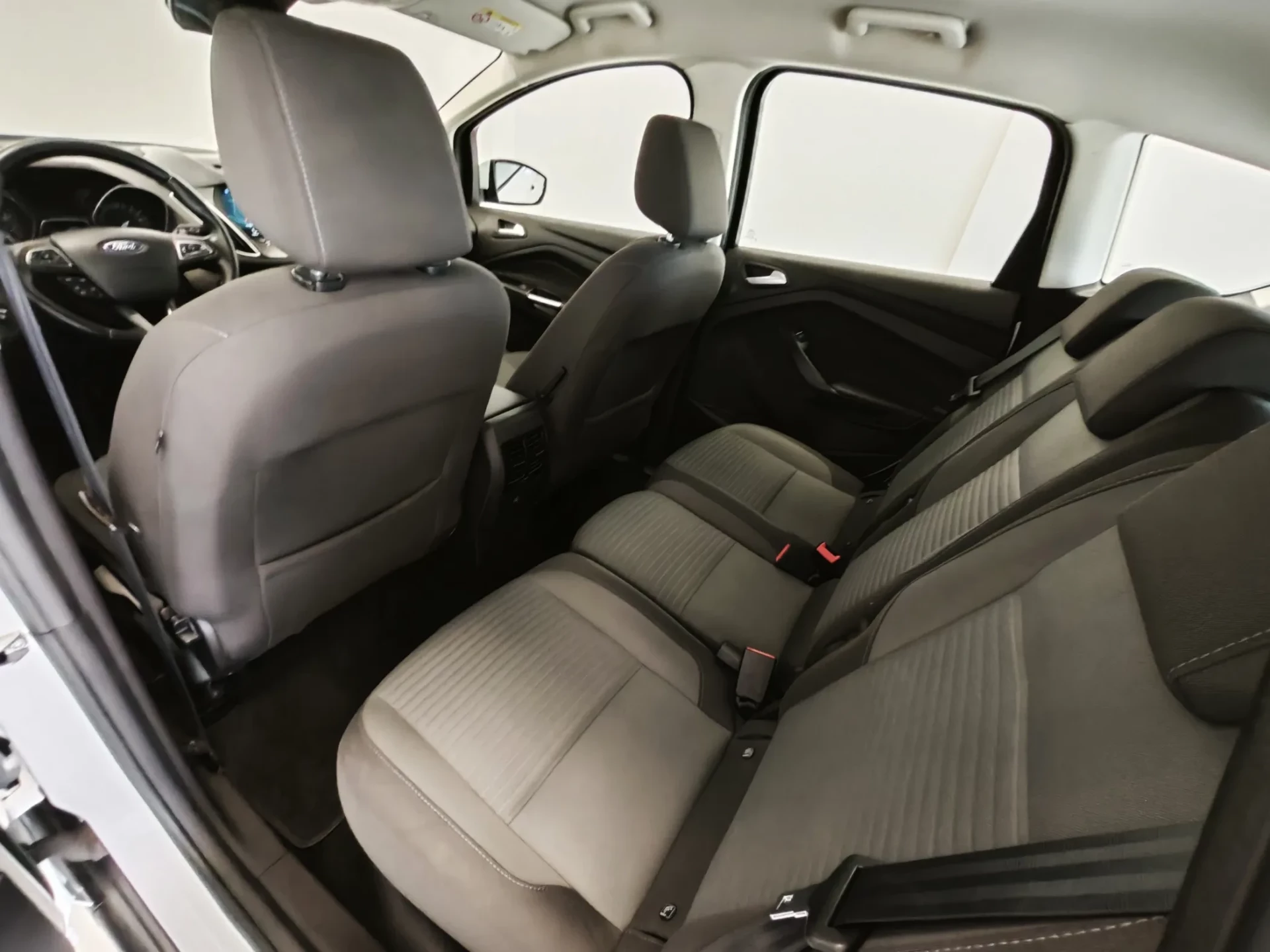 Ford C-Max 1.0 Ecoboost S&S Titanium 48