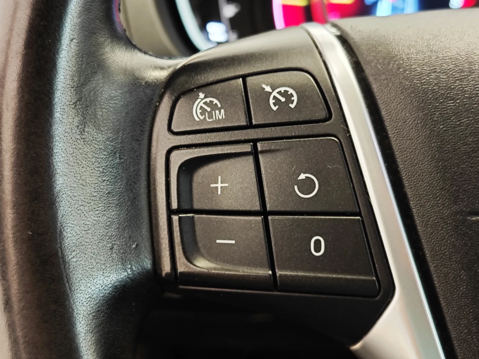 Volvo V40 1.6 D2 Momentum 29