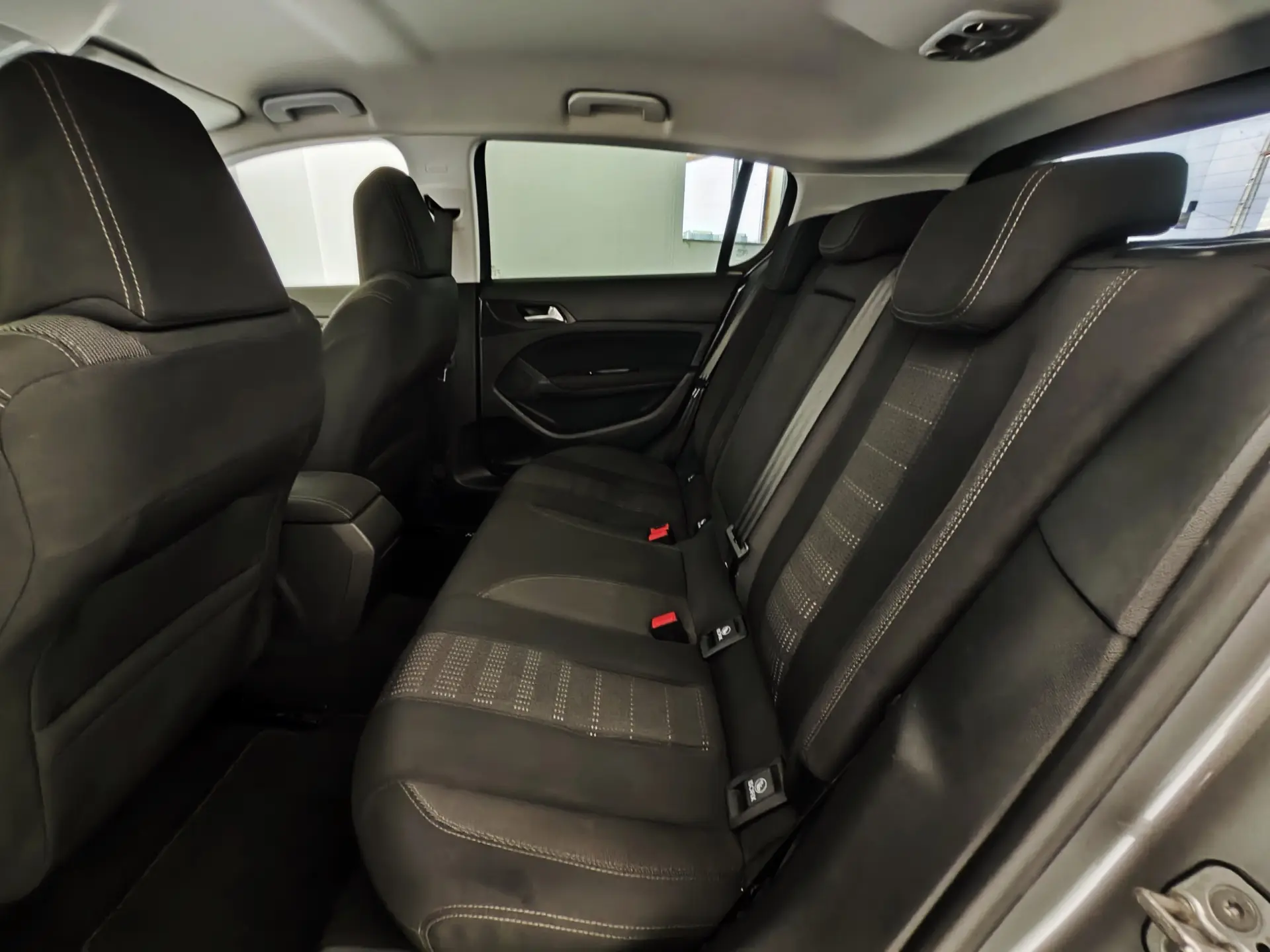 Peugeot 308 1.2 PureTech Allure Pack 40