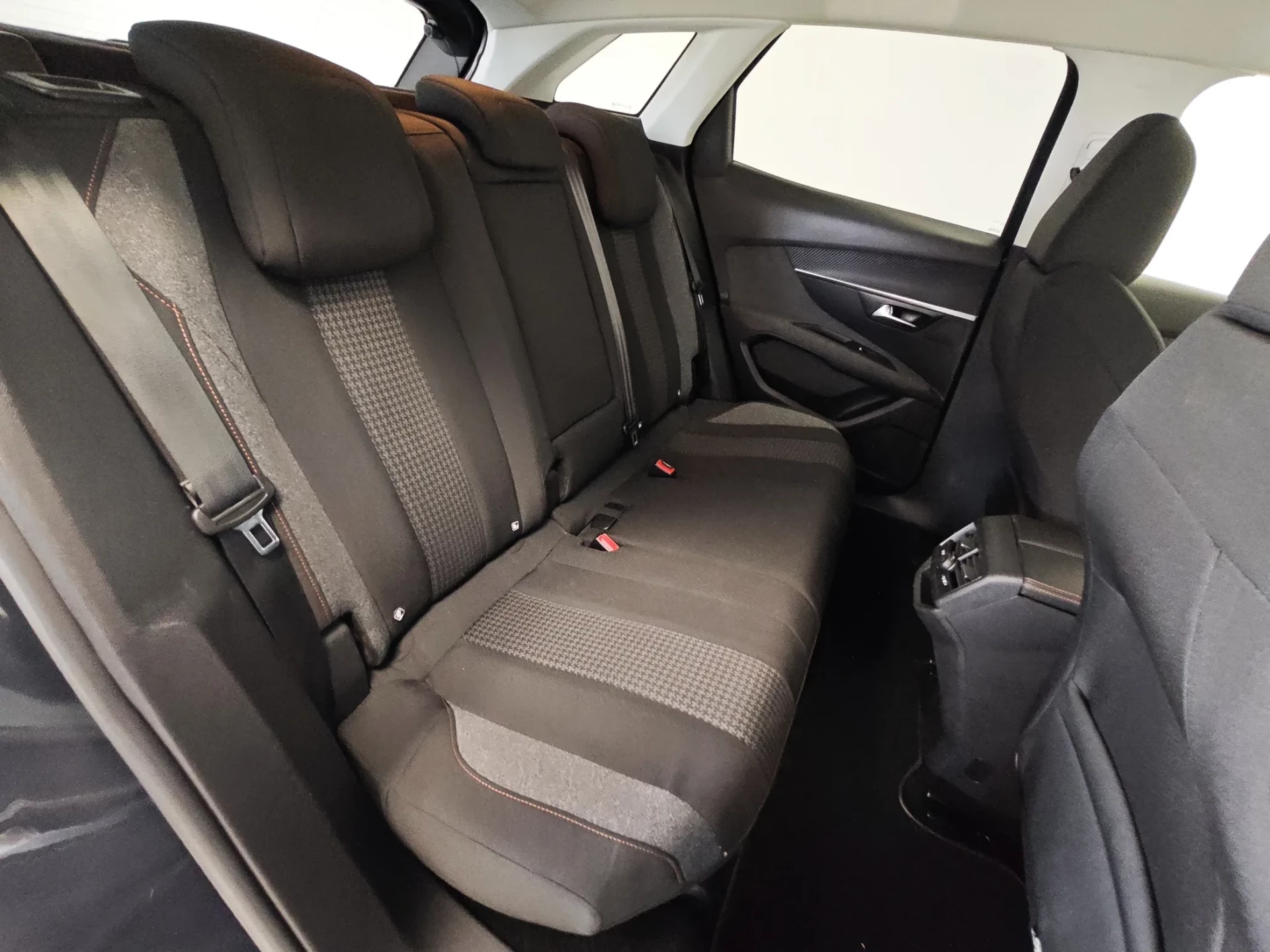 Peugeot 3008 BlueHDi 130 Stop & Start Active Pack 8