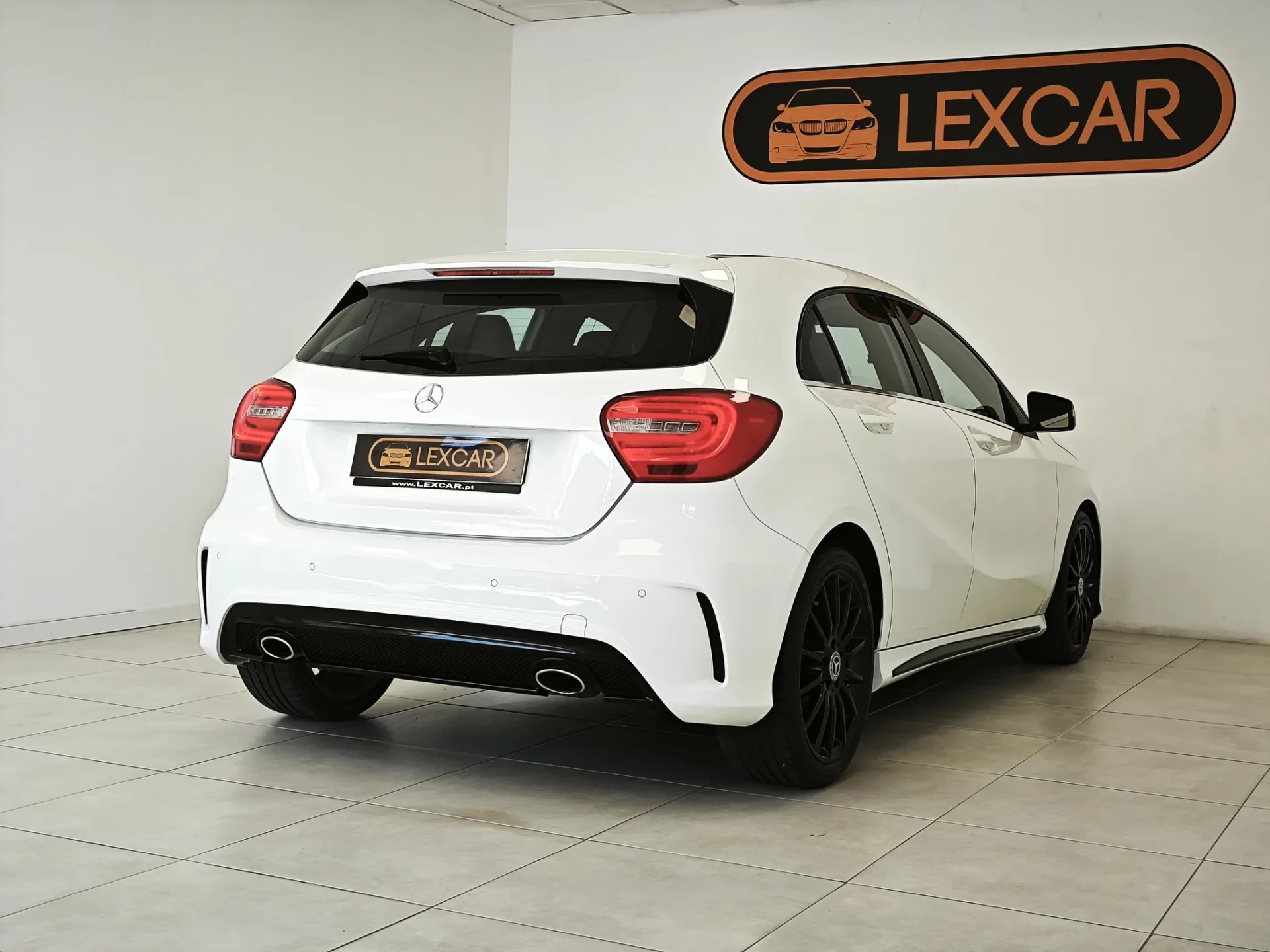 Mercedes-Benz A 180 (BlueEFFICIENCY) AMG Sport 45