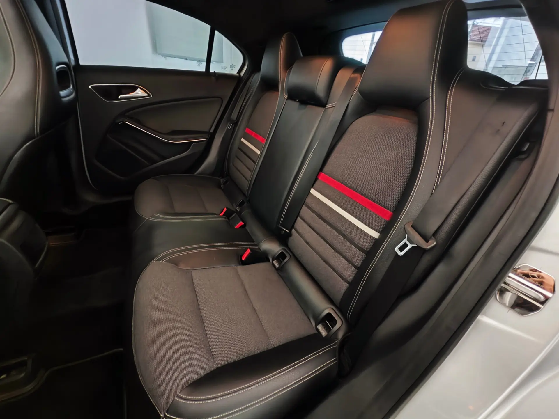 Mercedes-Benz A 180 CDi BE AMG Line Aut. 35