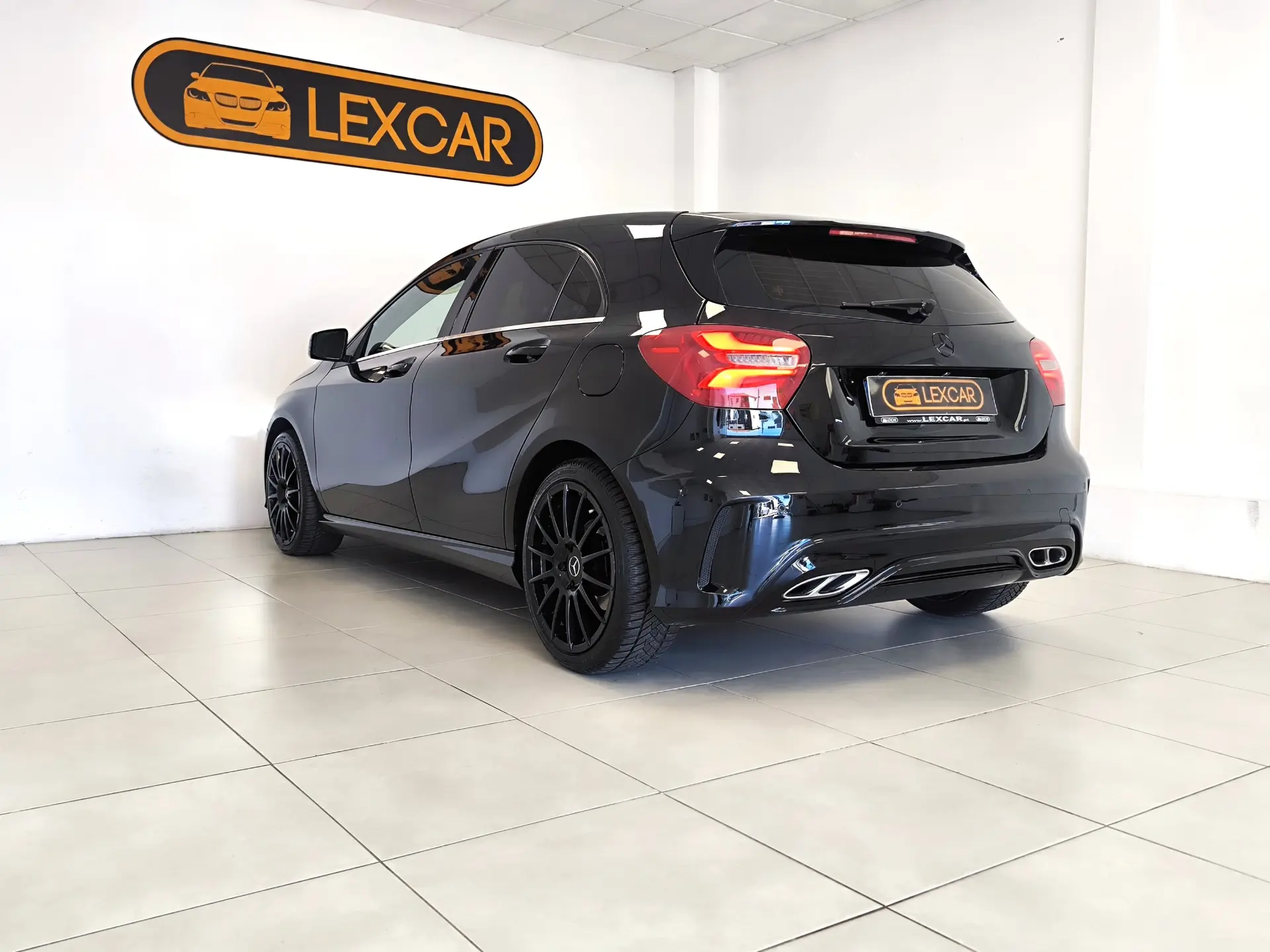 Mercedes-Benz A 180 CDI (BlueEFFICIENCY) AMG 29