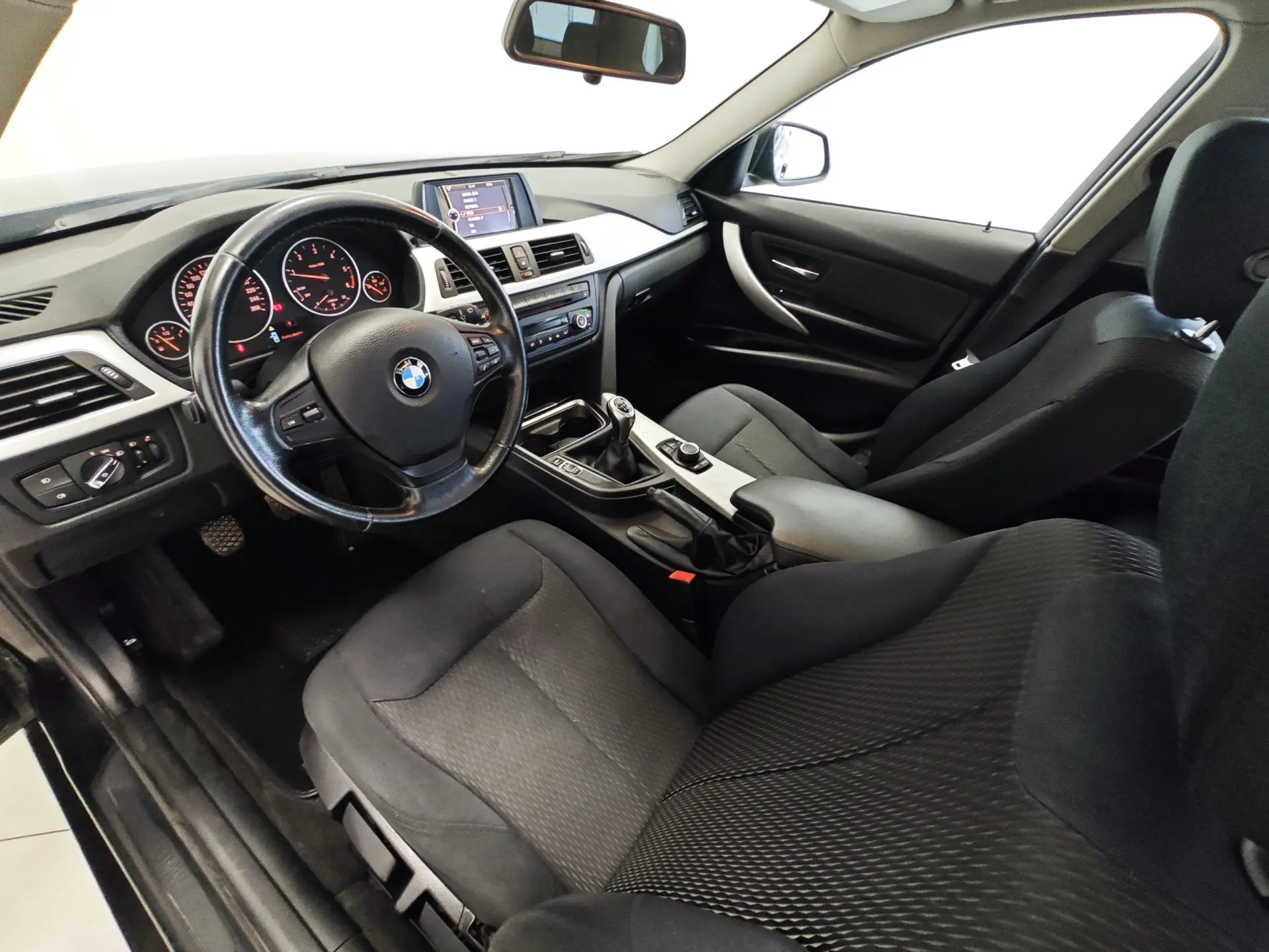 BMW 316 d Touring 32