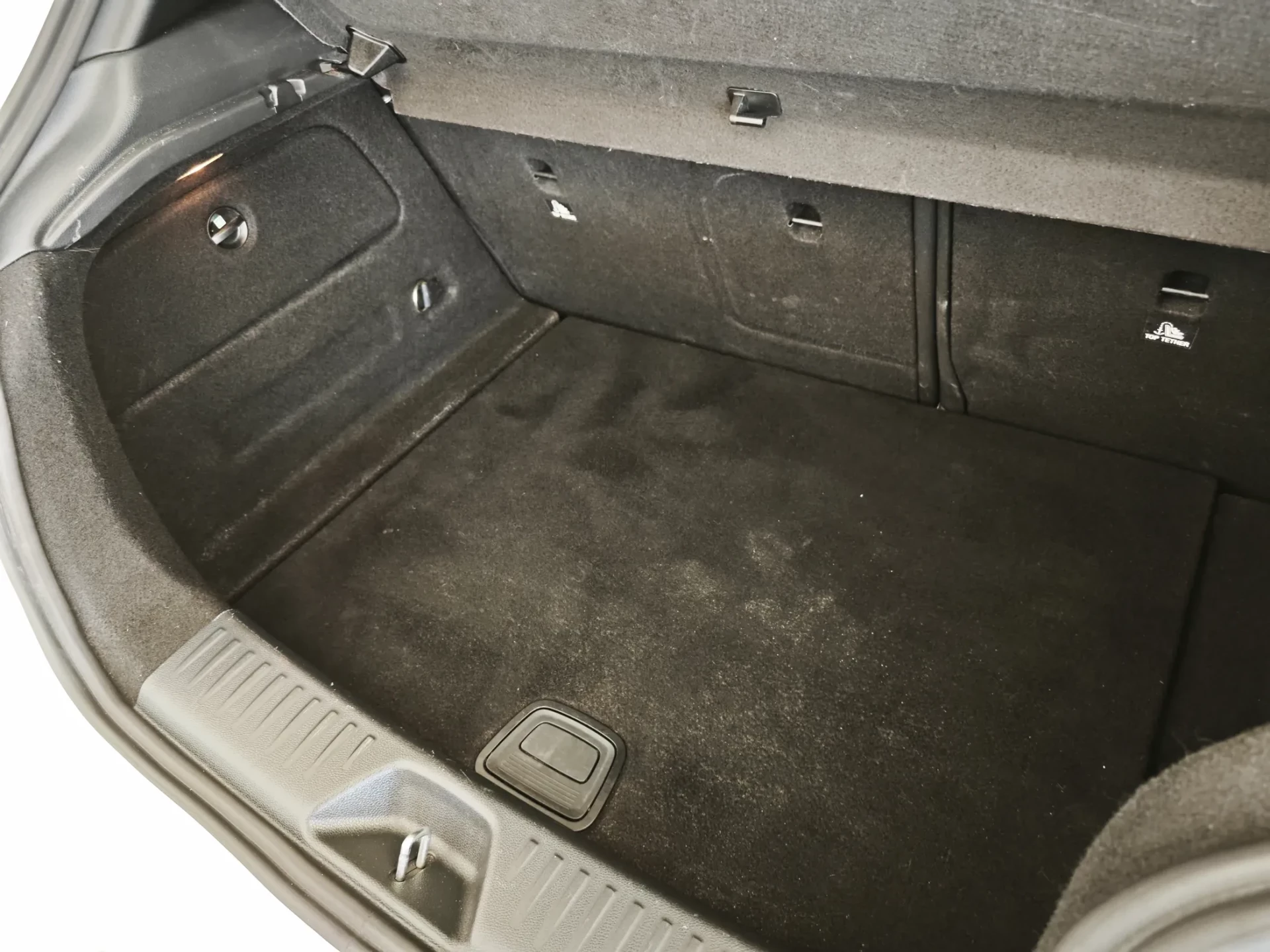 Mercedes-Benz A 180 (BlueEFFICIENCY) AMG Sport 42