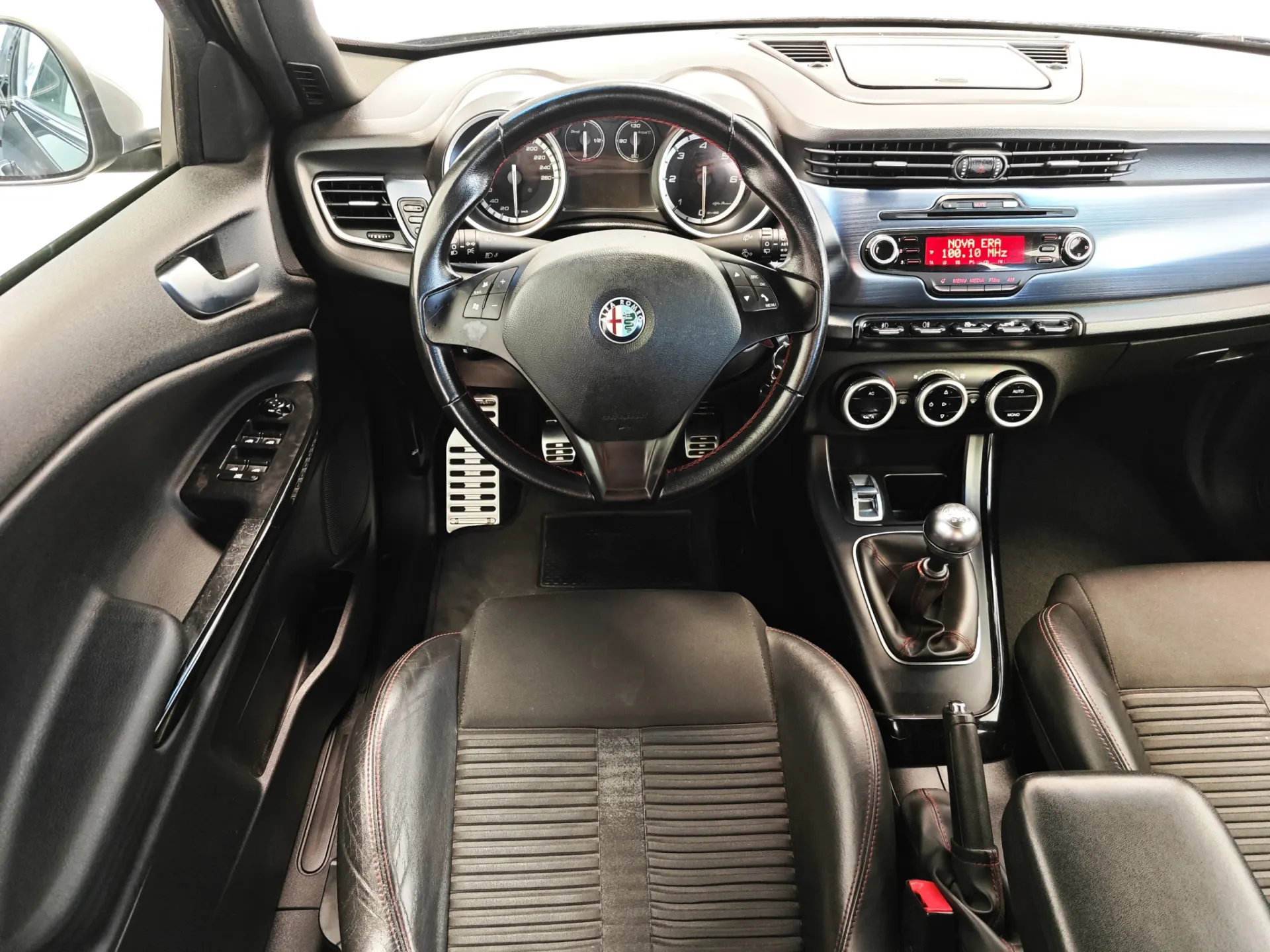 Alfa Romeo Giulietta 1.6 JTDm Progression 6