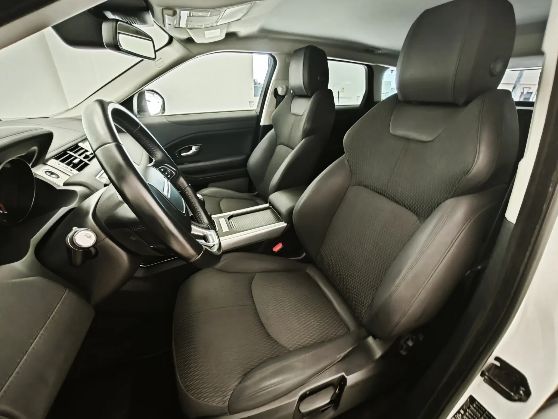 Land Rover Range Rover Evoque TD4 SE Dynamic 39