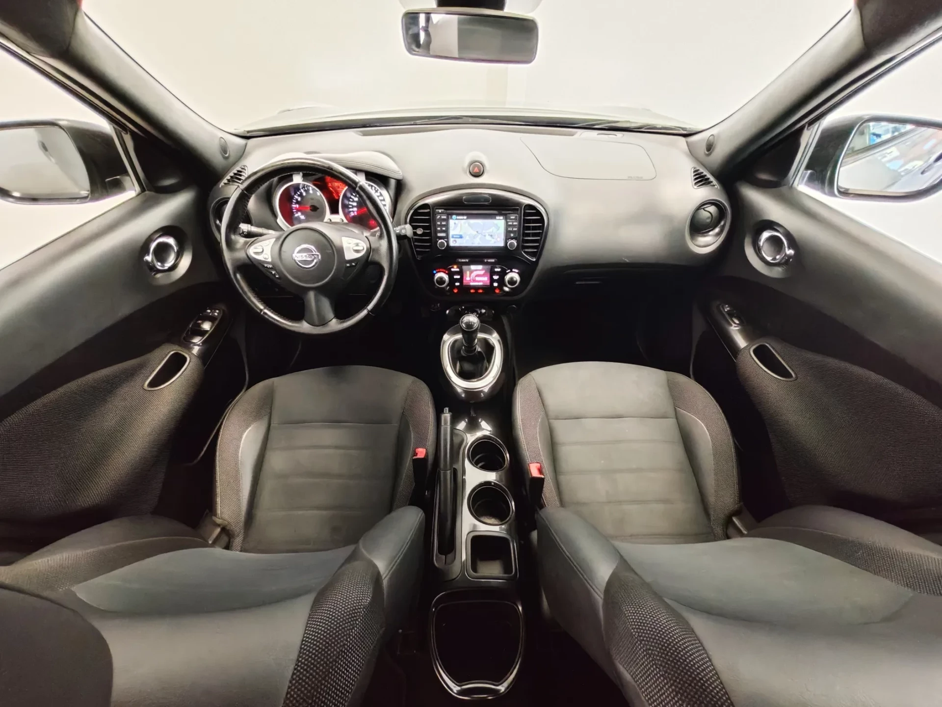 Nissan Juke 1.2 DIG-T Tekna S 33