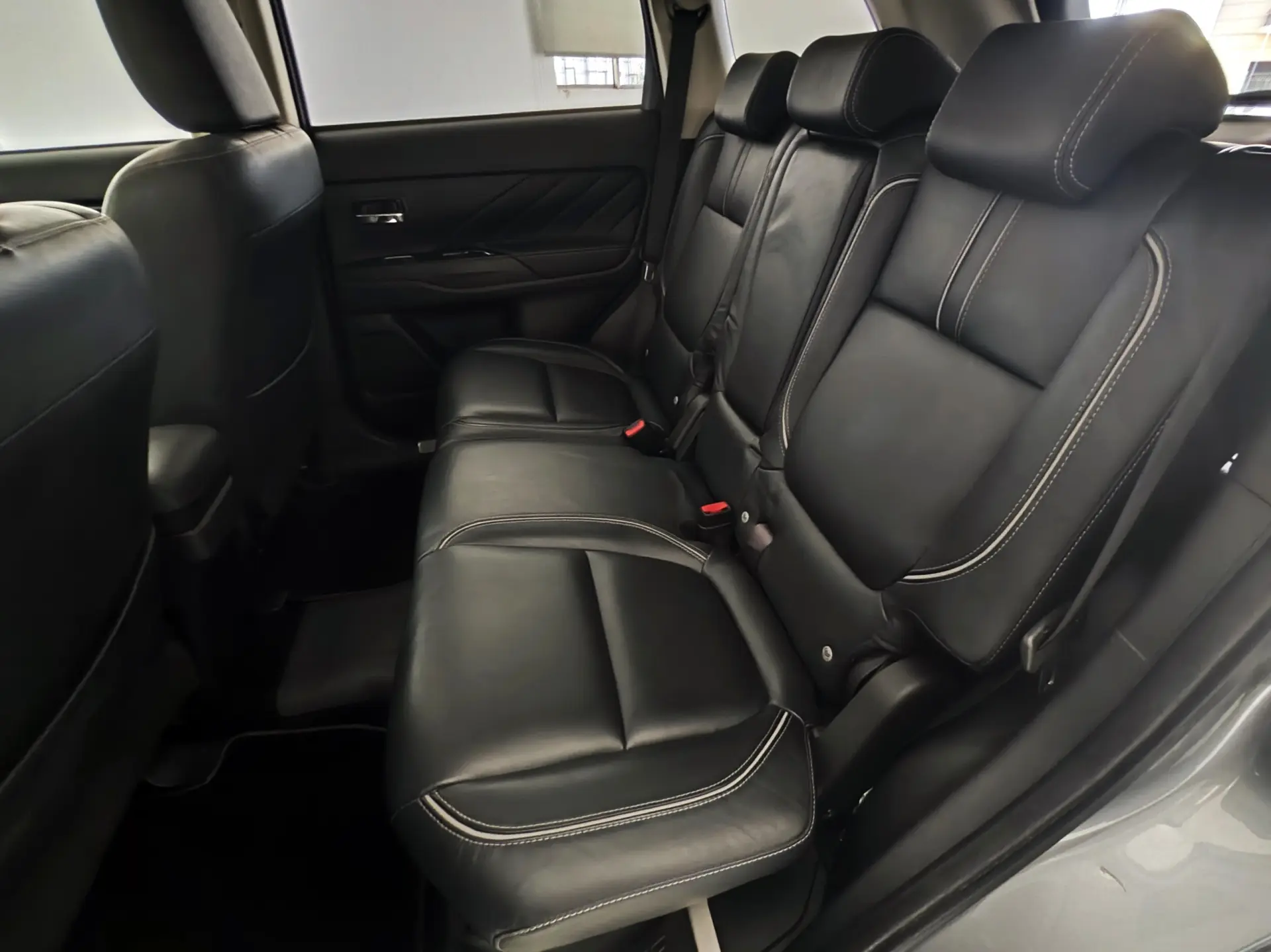 Mitsubishi Outlander 2.0 PHEV Instyle 54