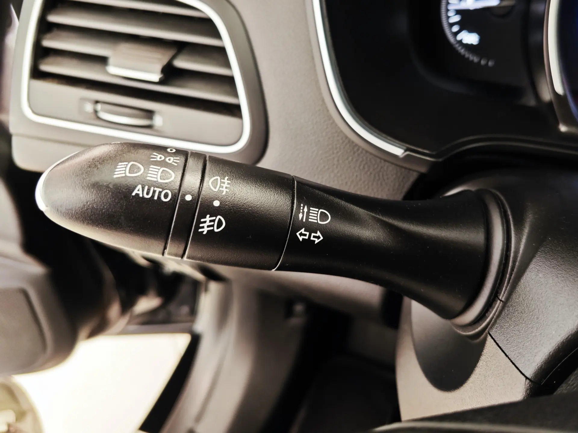 Renault Mégane ENERGY TCe 130 INTENS 42